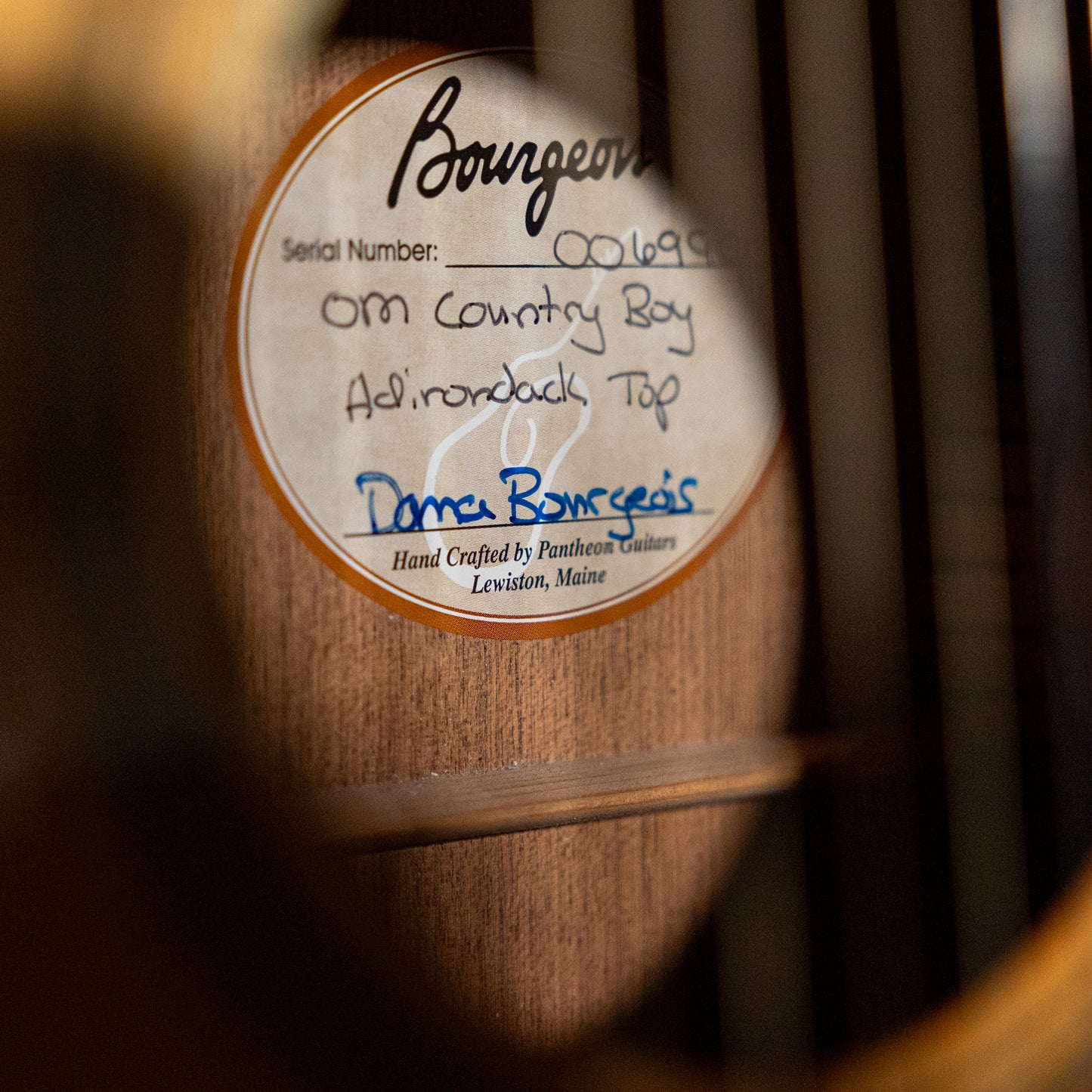 Bourgeois OM Country Boy in Mahogany & Adirondack Spruce