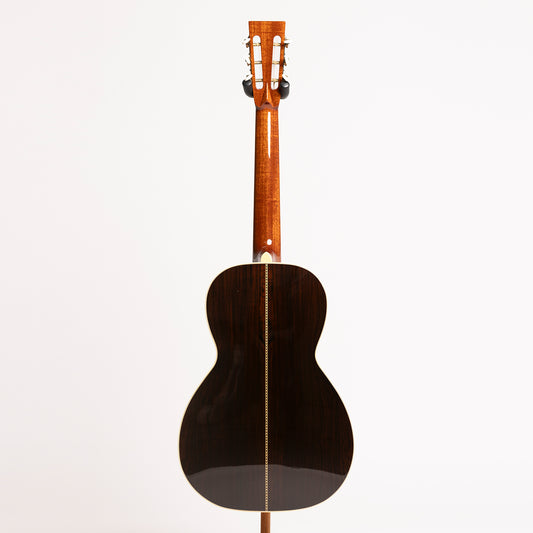 Bown Model 0 in Brazilian Rosewood & Sitka Spruce