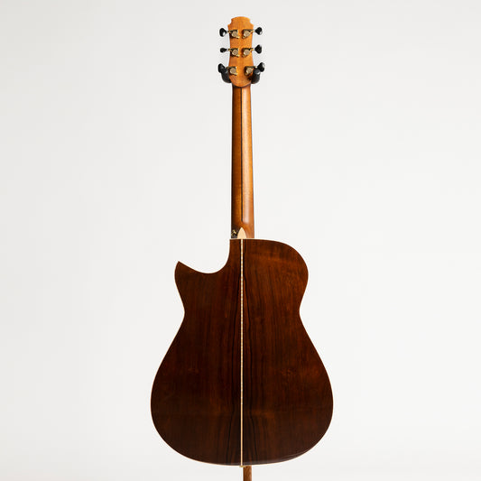 Hozen Blue Label MD Cutaway Fan Fret in Madagascan Rosewood & Torrefied Swiss Moon Spruce