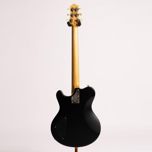 Nik Huber Piet in Onyx Black