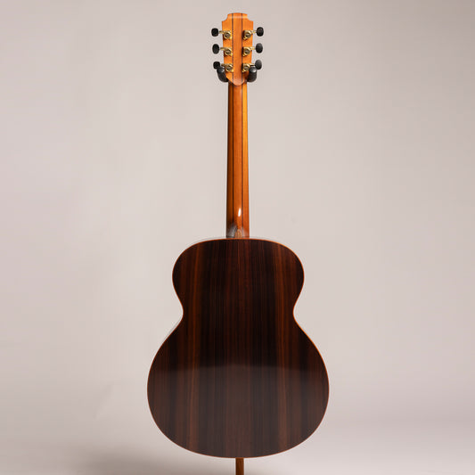 Lowden O-25 in Indian Rosewood & Cedar