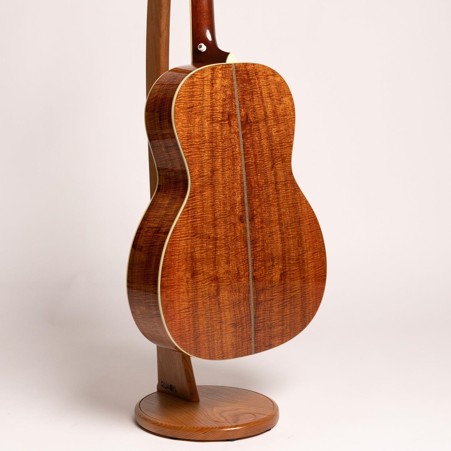 Santa Cruz 000 in Koa & Sitka Spruce
