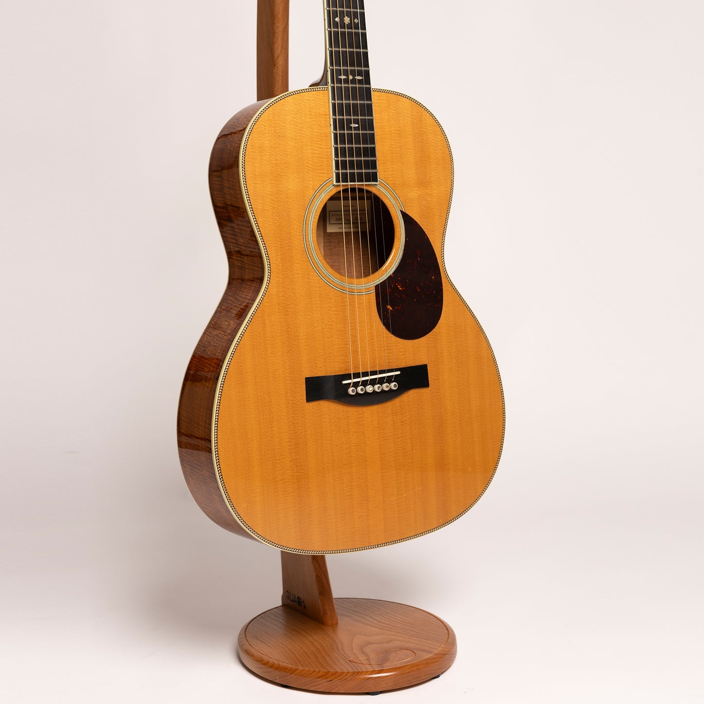 Santa Cruz 000 in Koa & Sitka Spruce