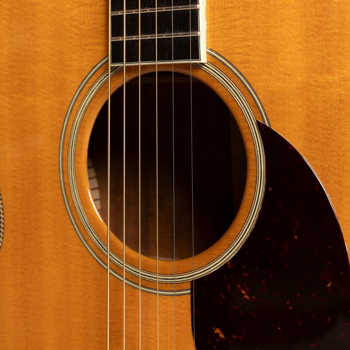 Santa Cruz 000 in Koa & Sitka Spruce