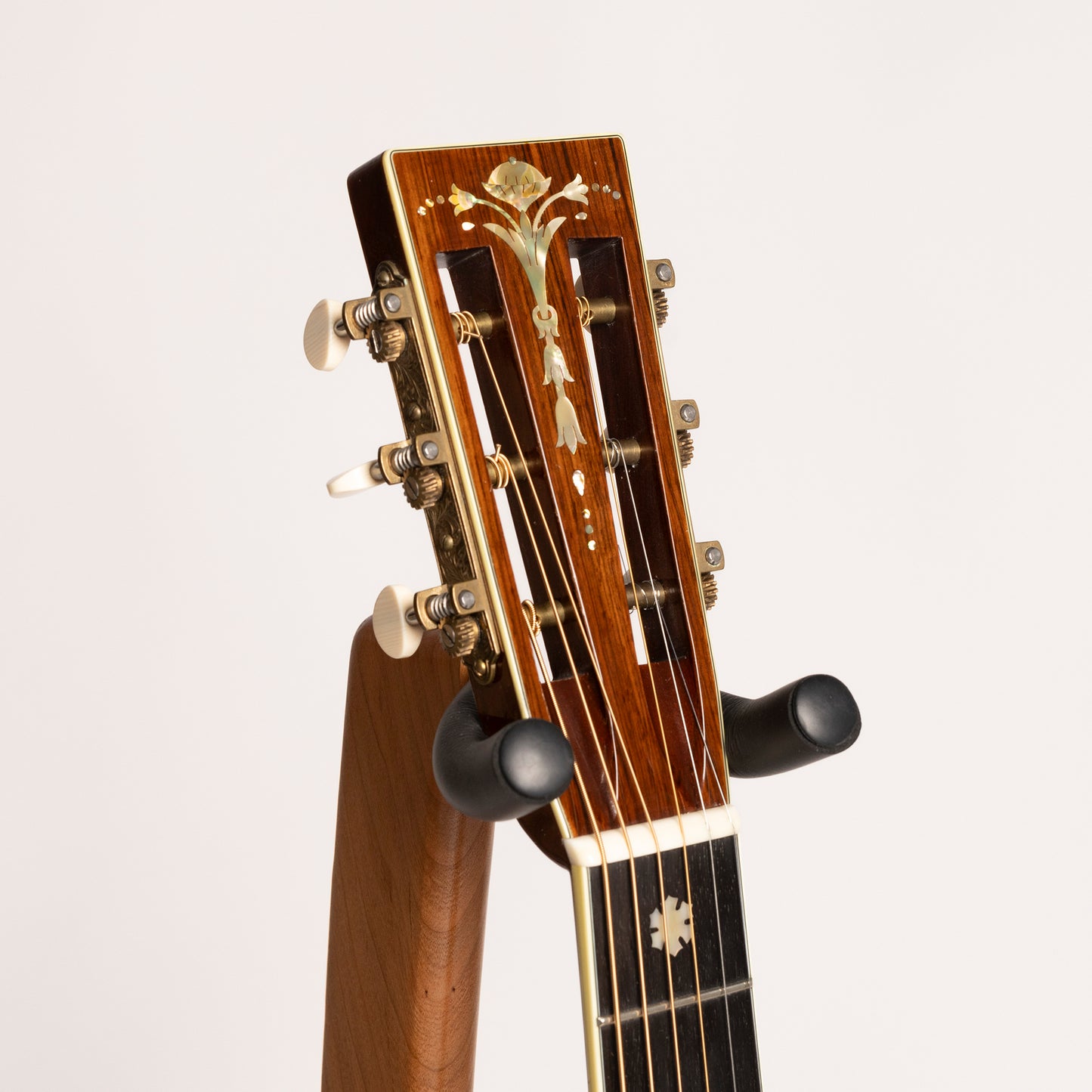 Santa Cruz 000 in Koa & Sitka Spruce