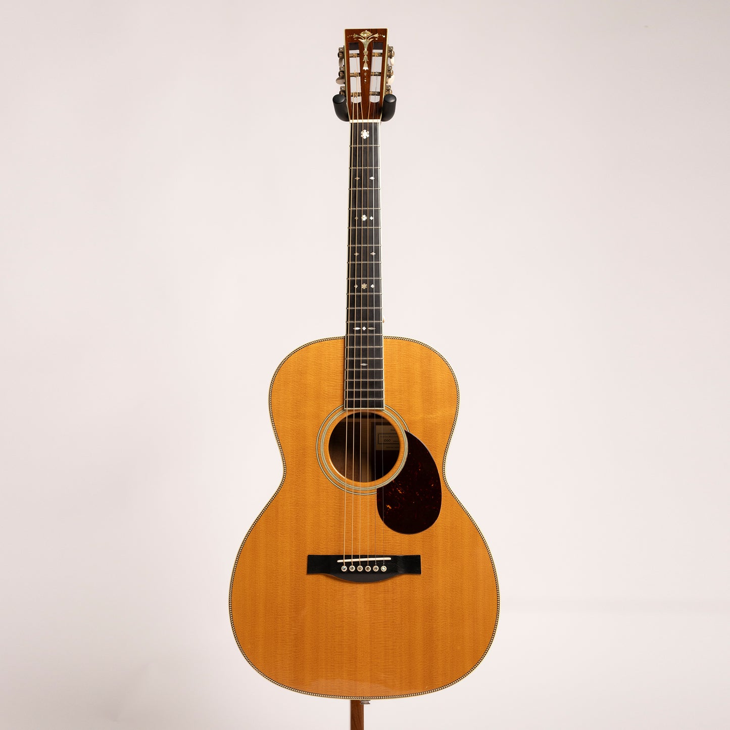 Santa Cruz 000 in Koa & Sitka Spruce