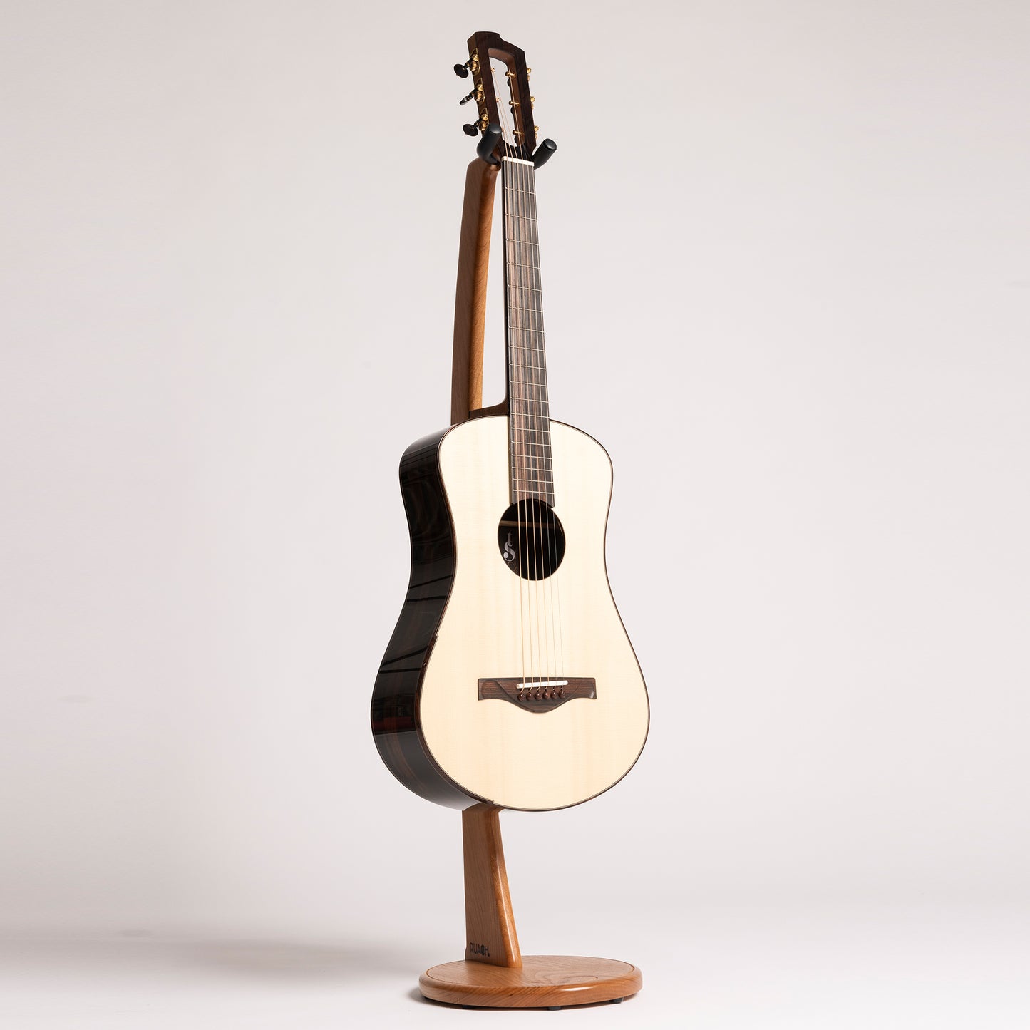 Tom Sands Model XS in Brazilian Rosewood & Special Reserve German Spruce