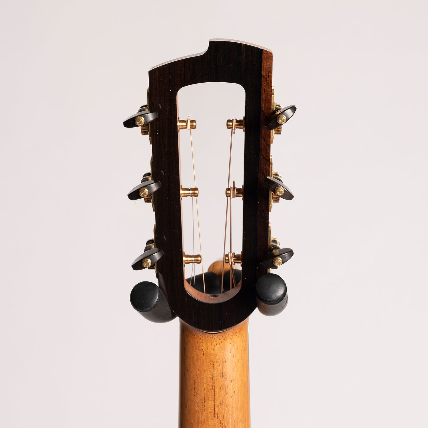 Tom Sands Model XS in Brazilian Rosewood & Special Reserve German Spruce