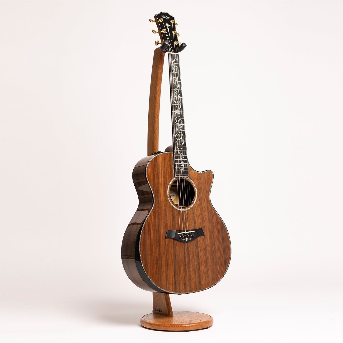 Taylor PS14ce Fall Limited Edition in Macassar Ebony & Sinker Redwood
