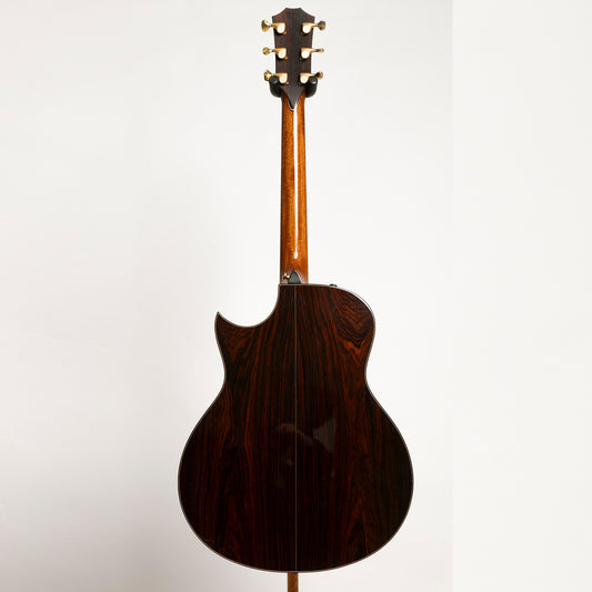 Taylor XXXV-GS-C 35th Anniversary in Cocobolo & Sitka Spruce