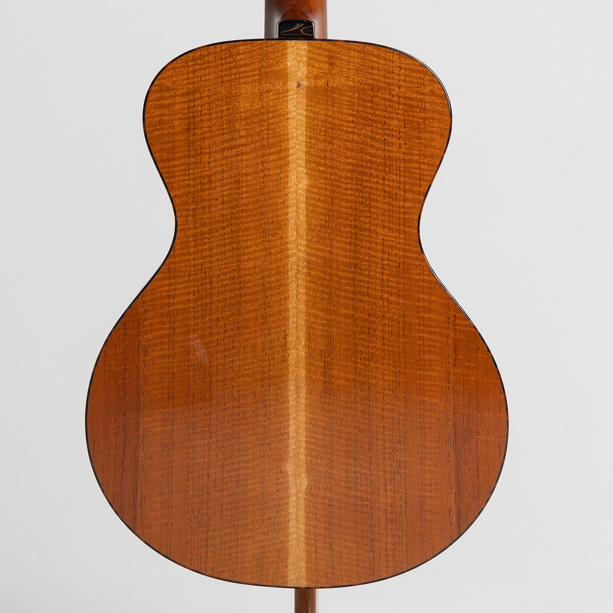 Baranik 00 in Fiddleback Mahogany & Adirondack Spruce