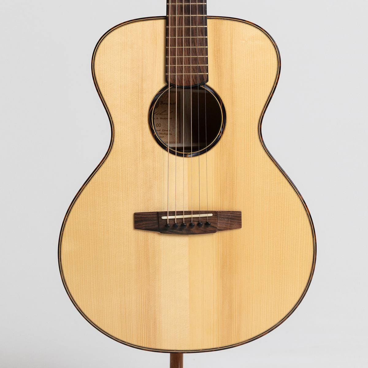 Baranik 00 in Fiddleback Mahogany & Adirondack Spruce