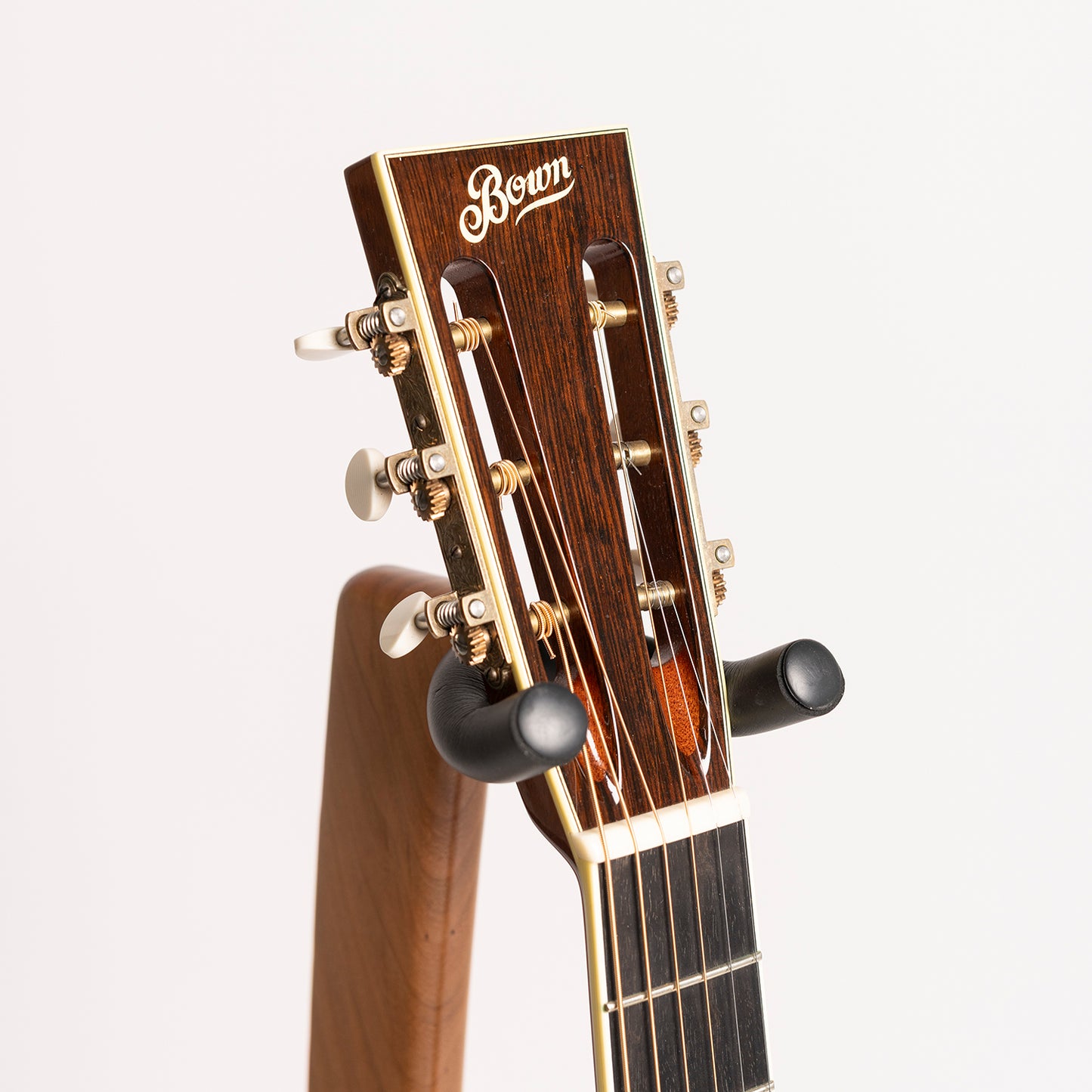 Bown Model 0 in Brazilian Rosewood & Sitka Spruce