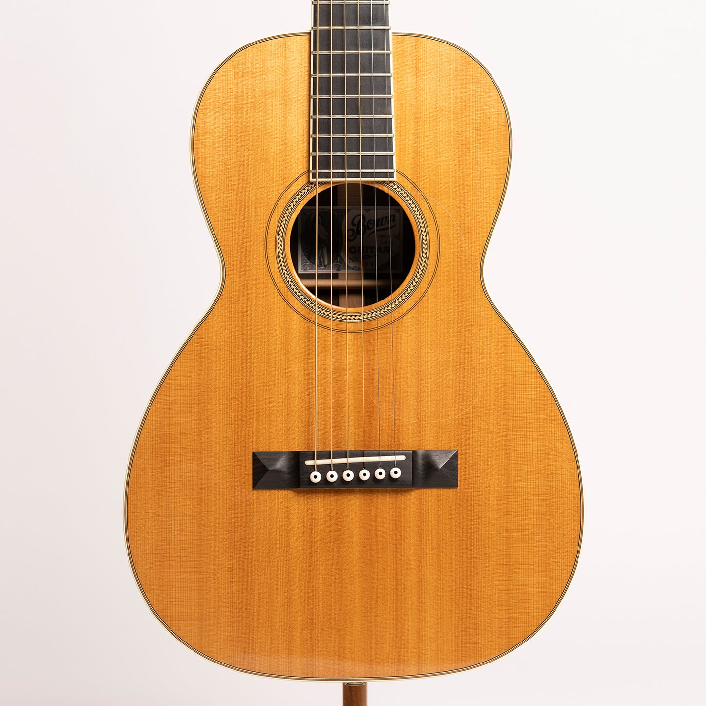 Bown Model 0 in Brazilian Rosewood & Sitka Spruce