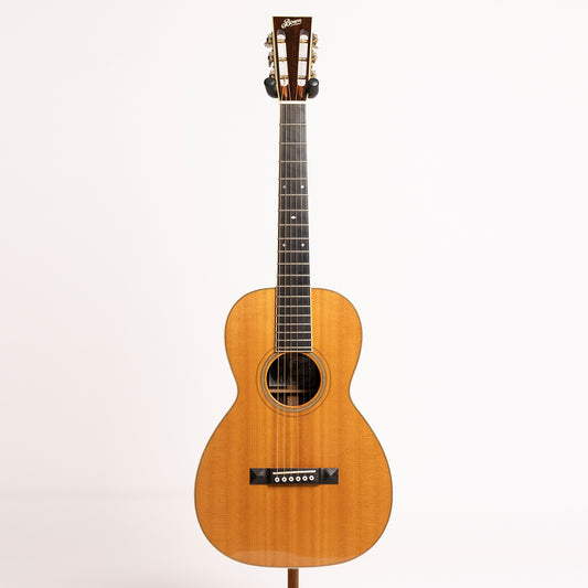 Bown Model 0 in Brazilian Rosewood & Sitka Spruce