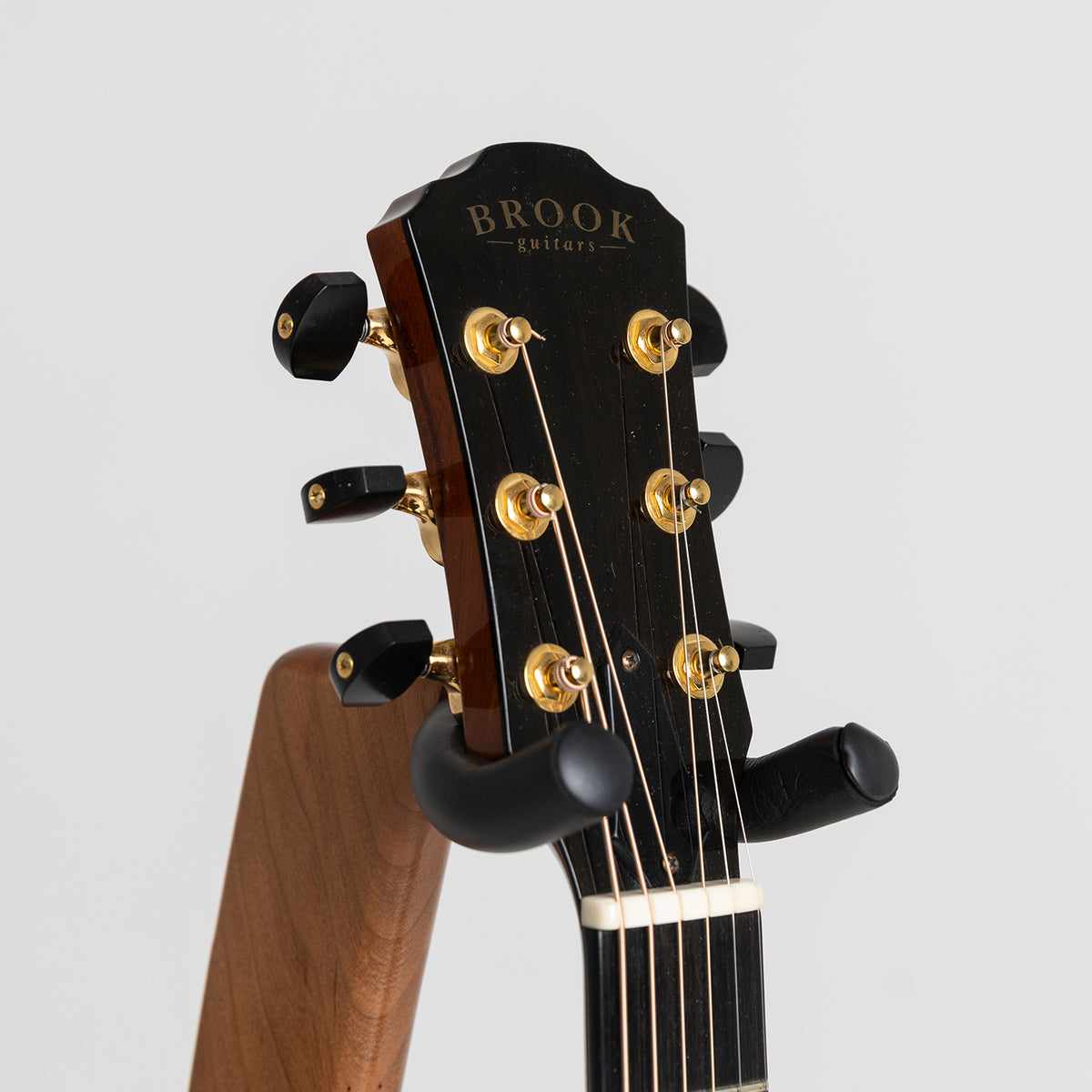 Brook Tamar in Indian Rosewood & European Spruce