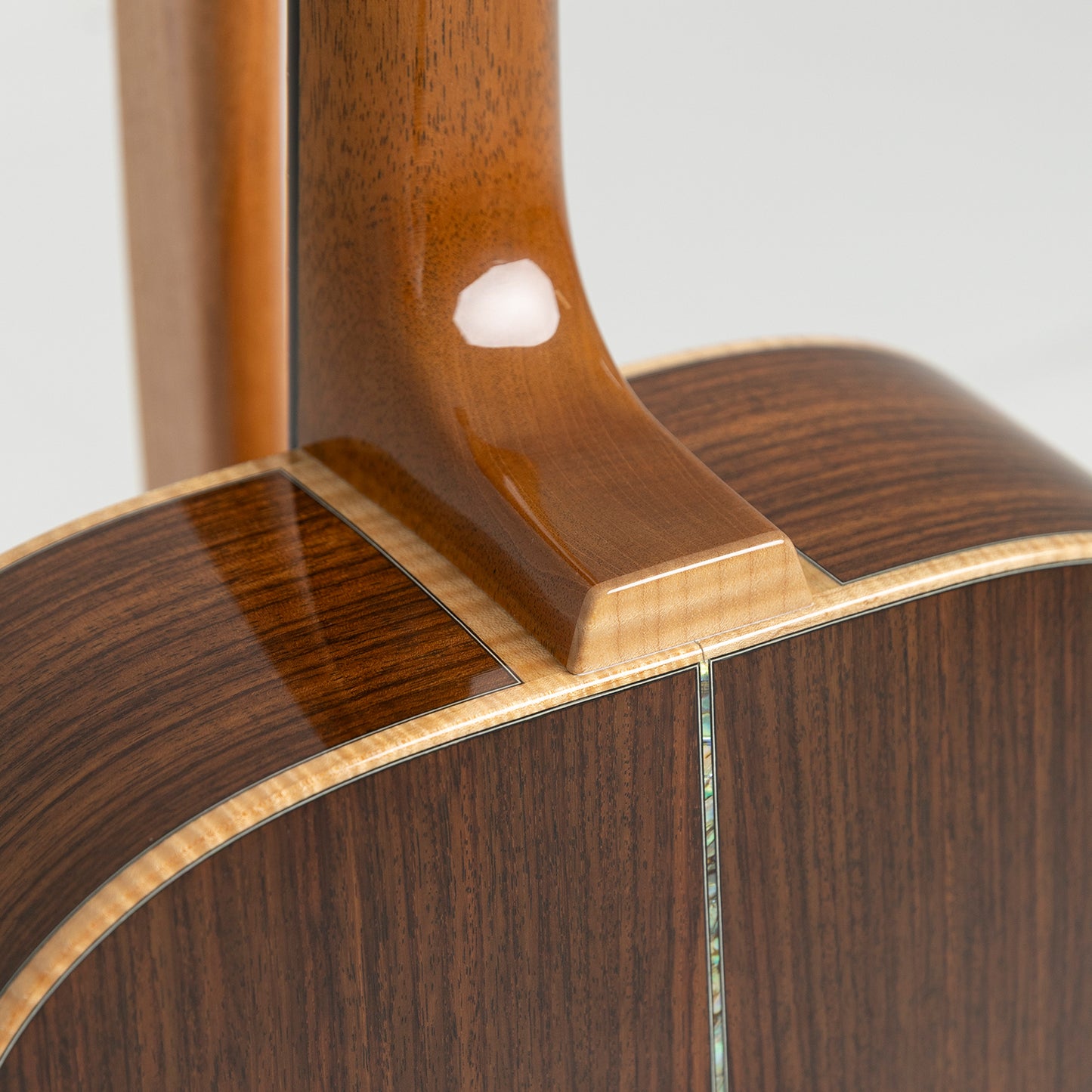 Froggy Bottom D14 Deluxe in Indian Rosewood & Adirondack Spruce