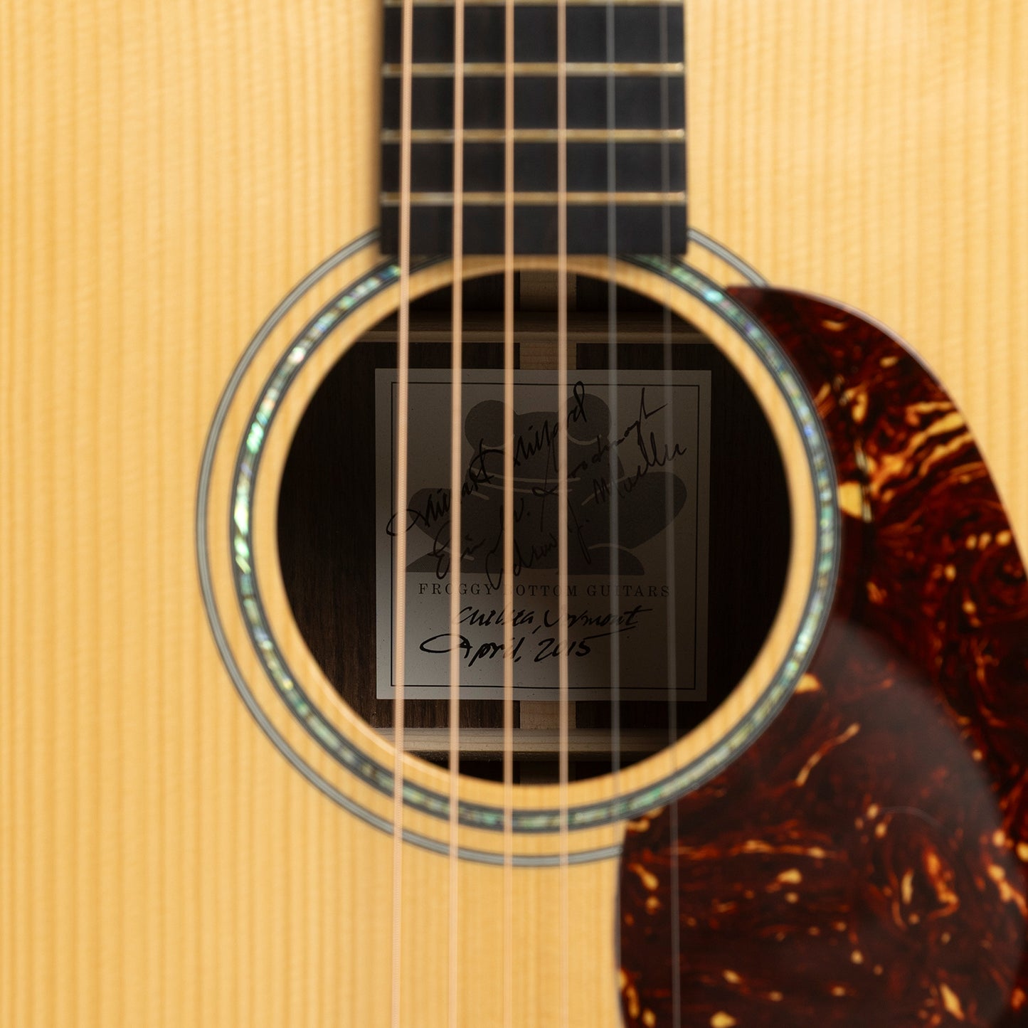 Froggy Bottom D14 Deluxe in Indian Rosewood & Adirondack Spruce