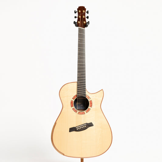 Hozen Blue Label MD Cutaway Fan Fret in Madagascan Rosewood & Torrefied Swiss Moon Spruce