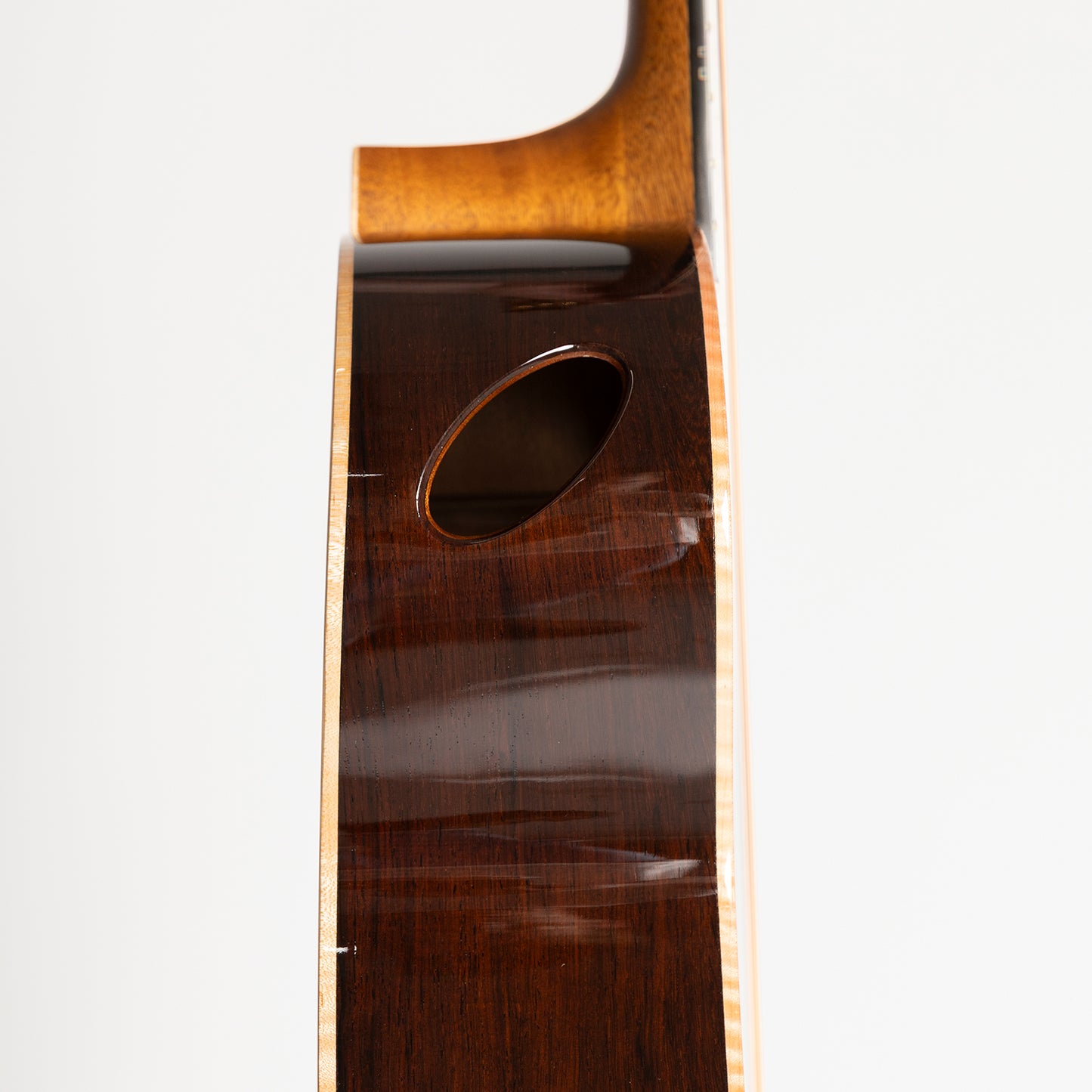 Hozen Blue Label MD Cutaway Fan Fret in Madagascan Rosewood & Torrefied Swiss Moon Spruce