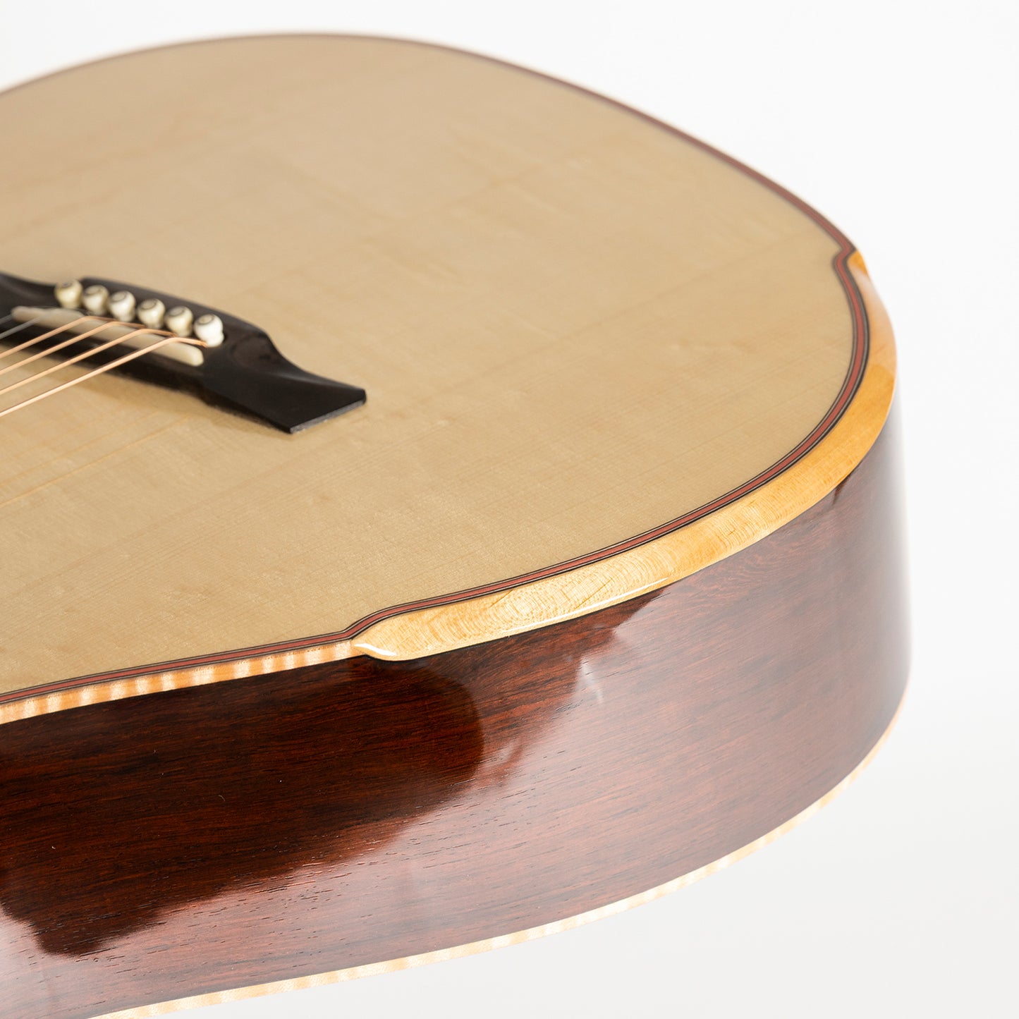 Hozen Blue Label MD Cutaway Fan Fret in Madagascan Rosewood & Torrefied Swiss Moon Spruce