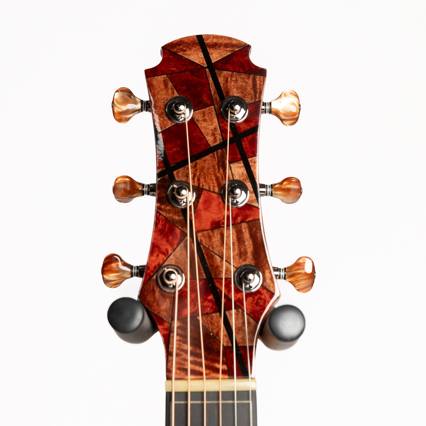Hozen Blue Label SJ Cutaway in Indian Rosewood & Golden Torrefied Adirondack Spruce