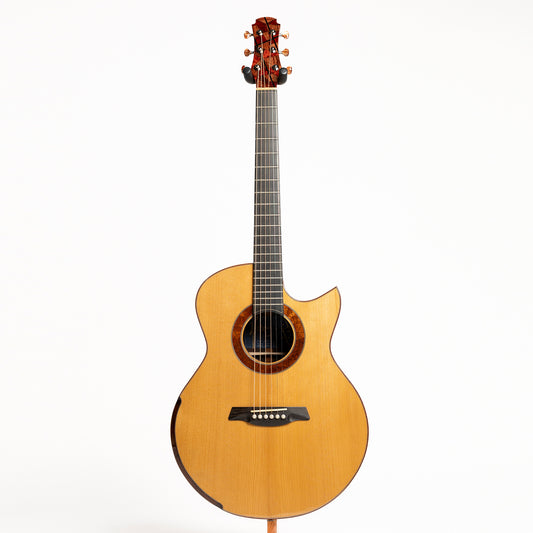 Hozen Blue Label SJ Cutaway in Indian Rosewood & Golden Torrefied Adirondack Spruce