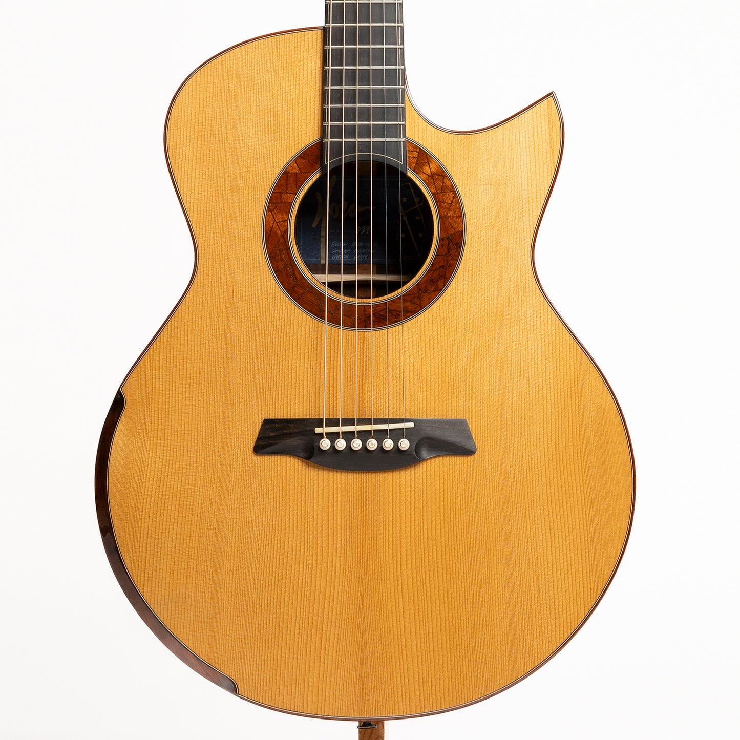 Hozen Blue Label SJ Cutaway in Indian Rosewood & Golden Torrefied Adirondack Spruce