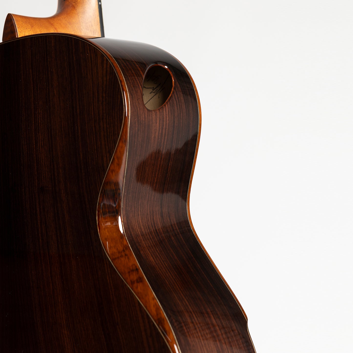 Hozen Blue Label SJ Cutaway in Indian Rosewood & Golden Torrefied Adirondack Spruce
