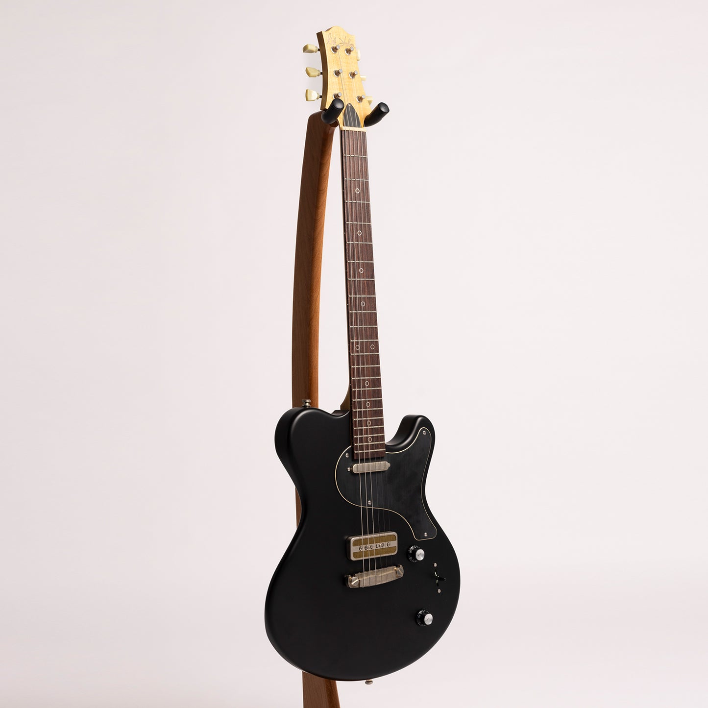 Nik Huber Piet in Onyx Black