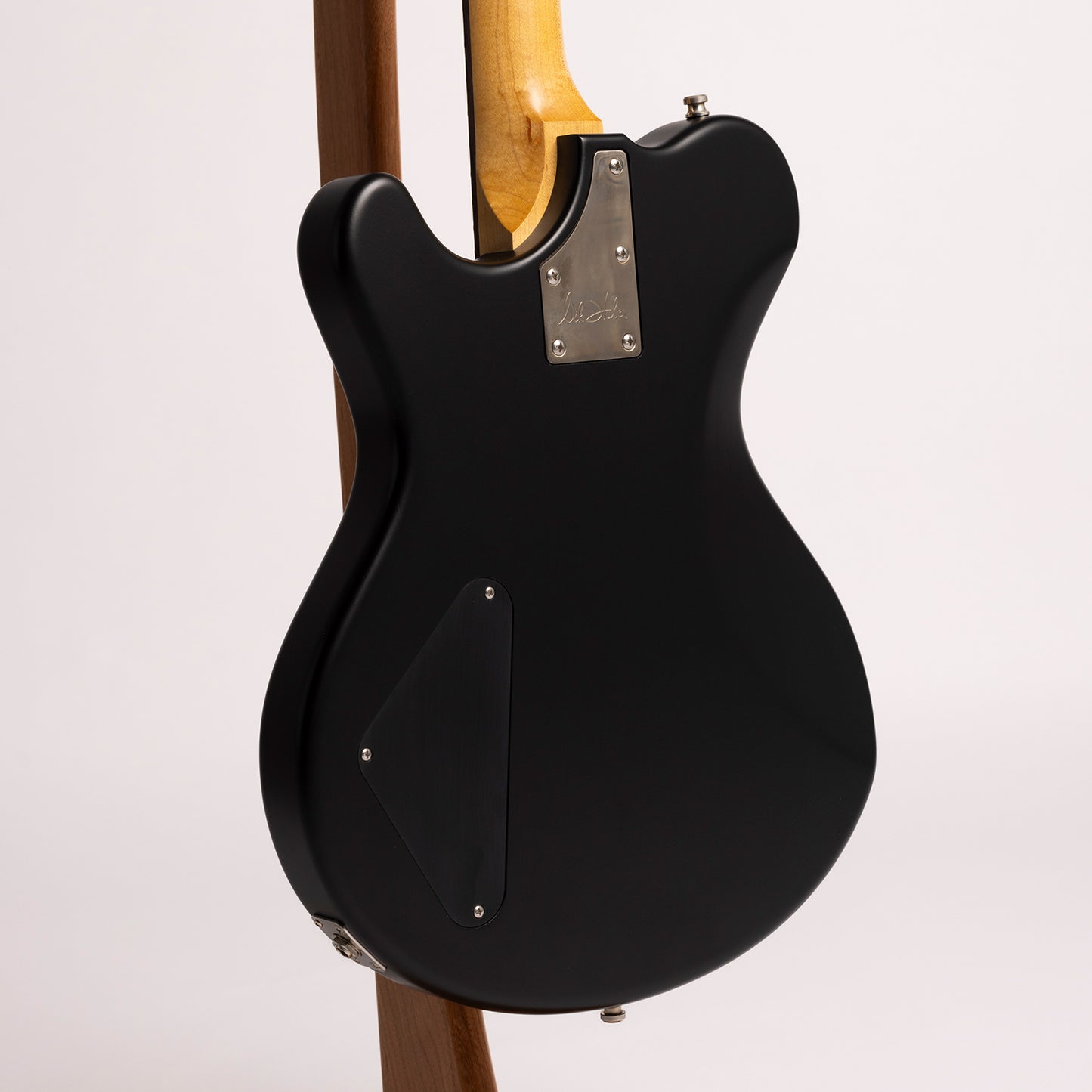 Nik Huber Piet in Onyx Black