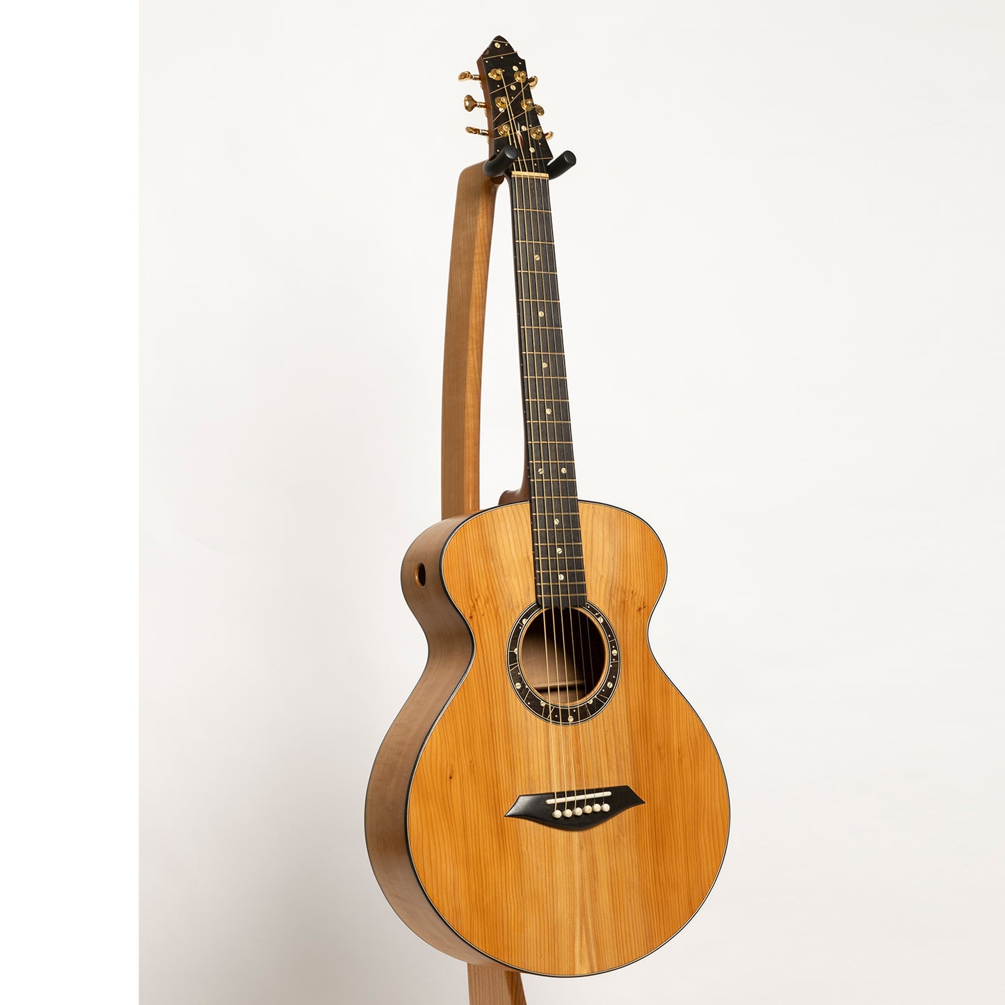 AJ Lucas Arbour Model in French Pear & English Yew