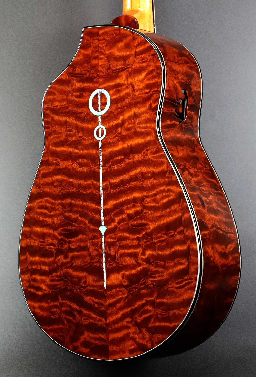 Lame Horse Instruments – The Six-String Collective