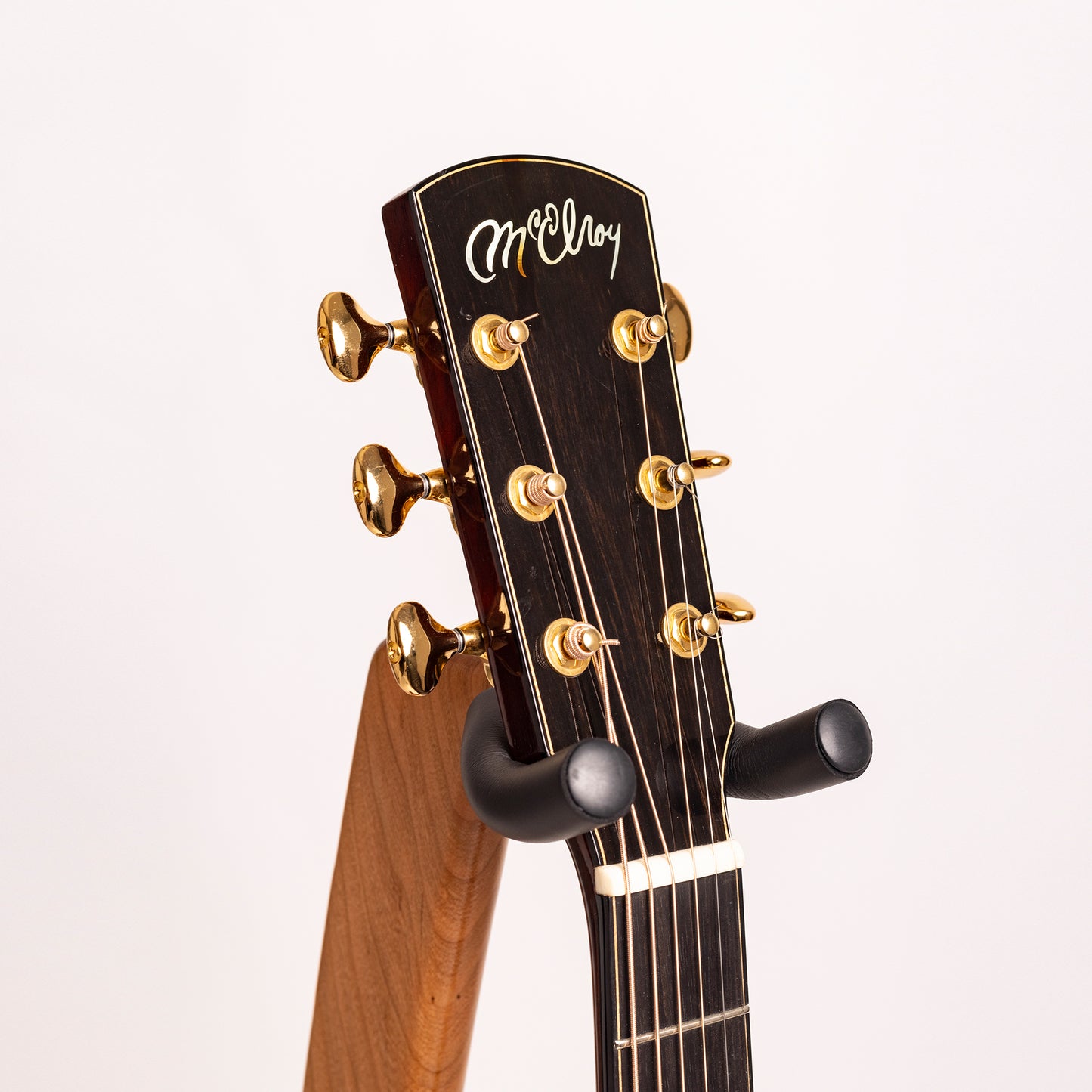 McElroy 000 in Flamed Walnut & Bearclaw Sitka Spruce