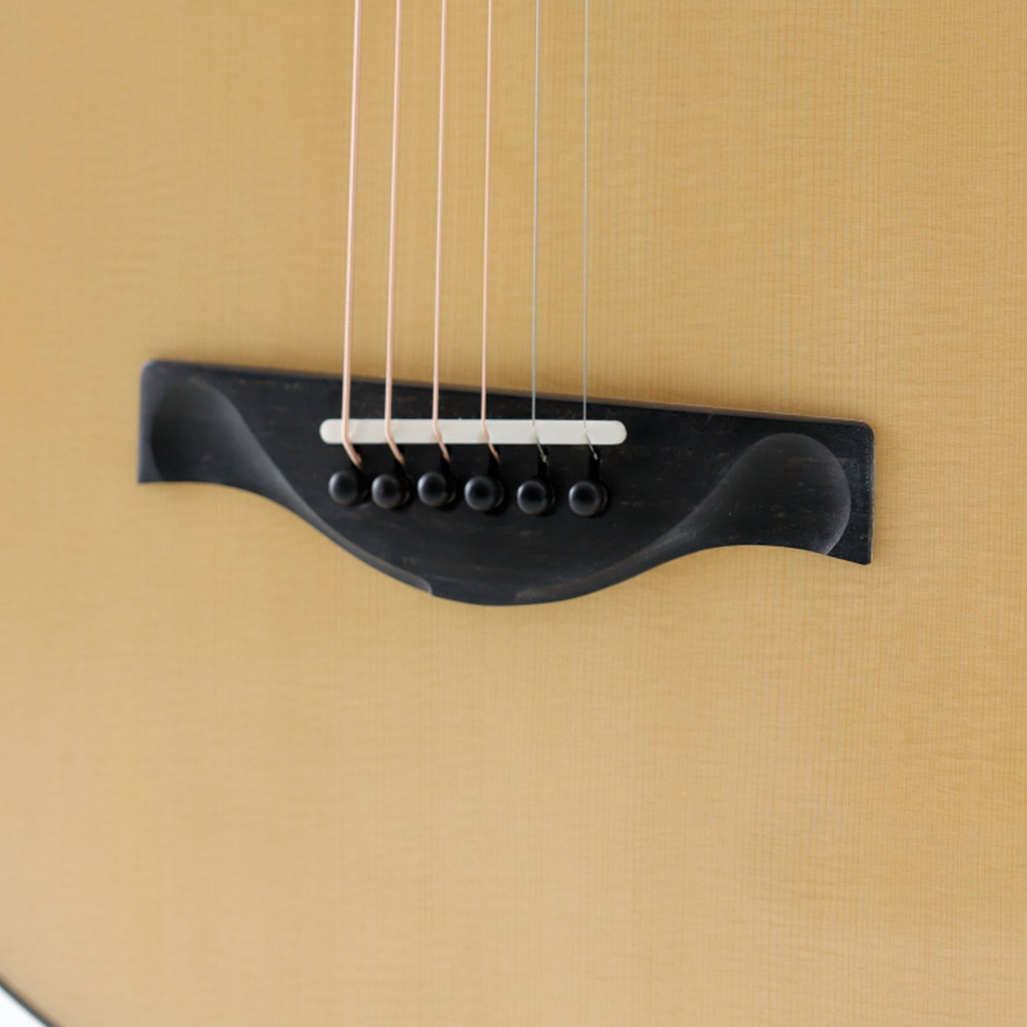 Tom Sands Model M ‘Lady Triệu ‘ in ‘The Tree’ Mahogany & Swiss Moon Spruce