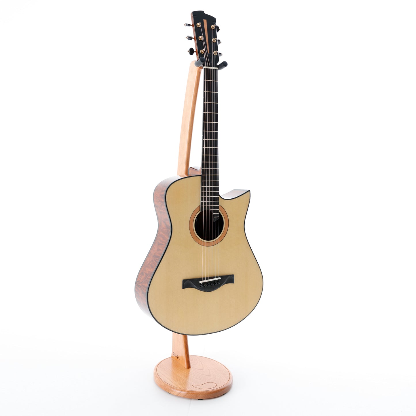 Tom Sands Model M ‘Lady Triệu ‘ in ‘The Tree’ Mahogany & Swiss Moon Spruce