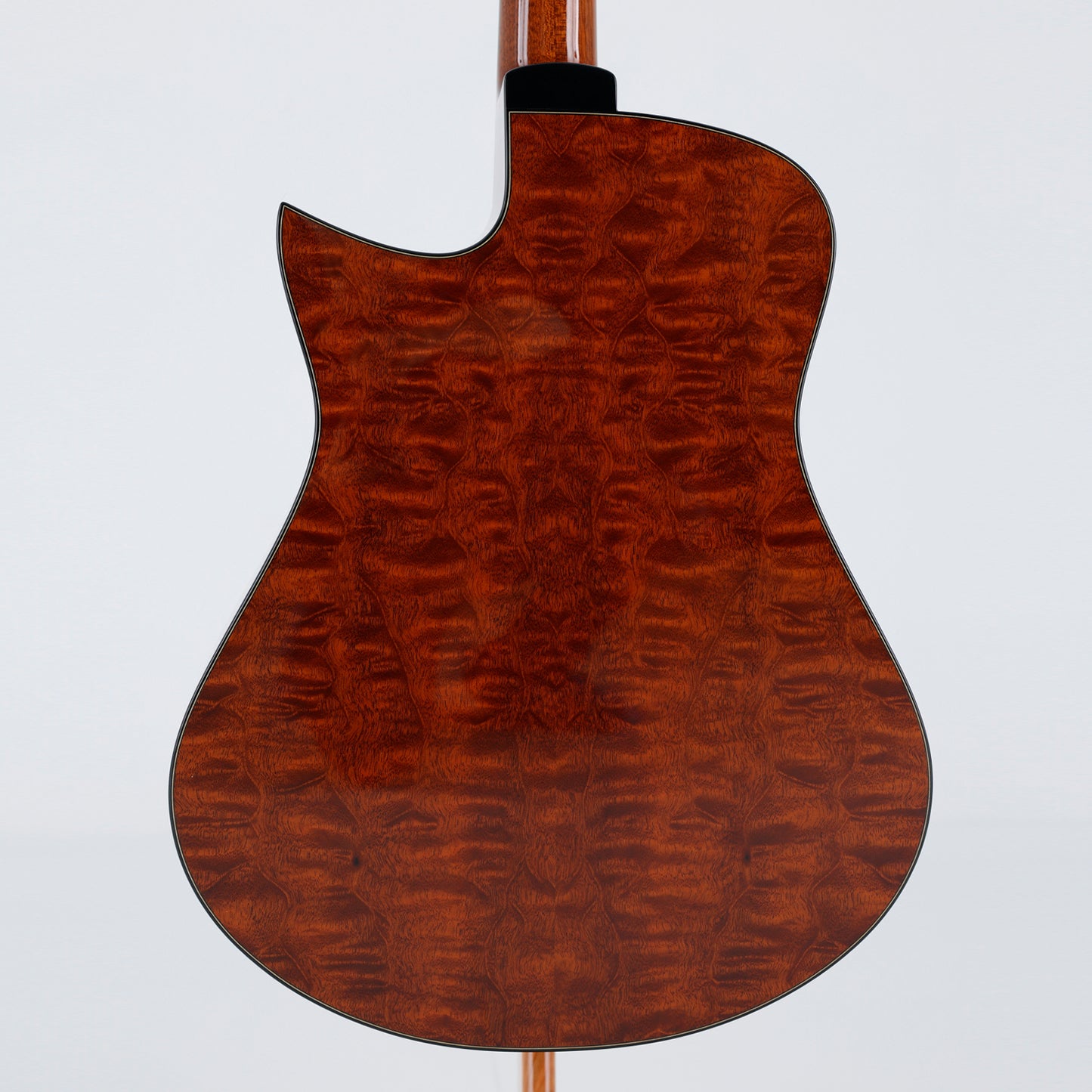 Tom Sands Model M ‘Lady Triệu ‘ in ‘The Tree’ Mahogany & Swiss Moon Spruce