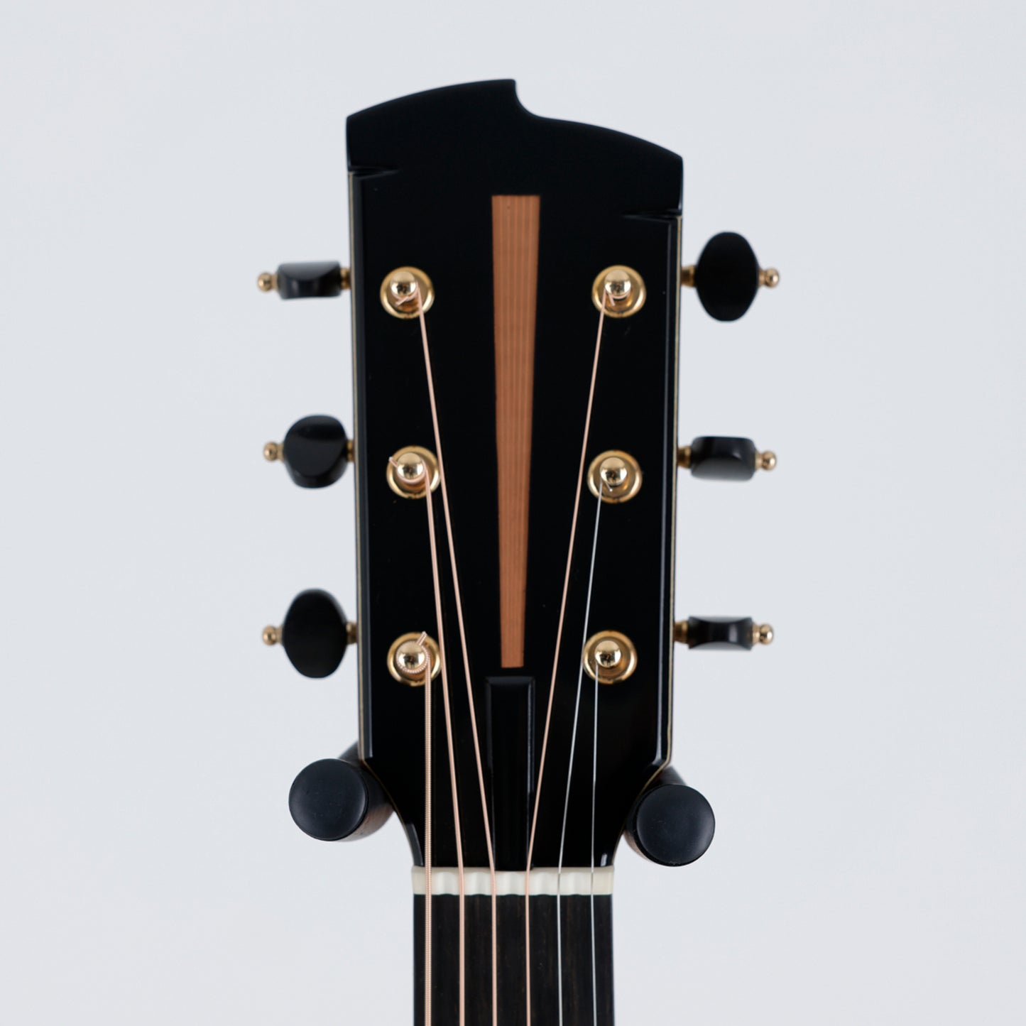 Tom Sands Model M ‘Lady Triệu ‘ in ‘The Tree’ Mahogany & Swiss Moon Spruce