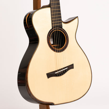Taran 'Taran Mhor' 12-Fret in Master Grade African Blackwood & Master Grade Italian Spruce