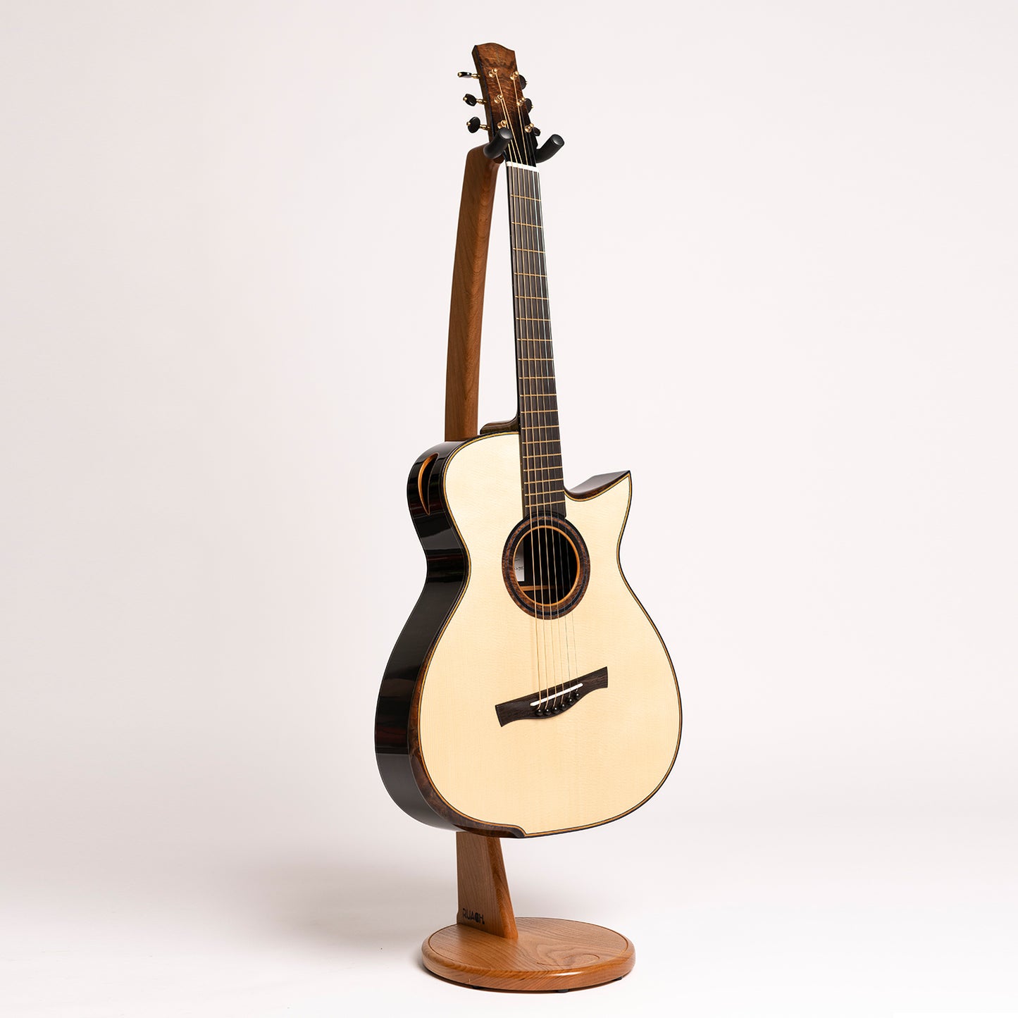 Taran 'Taran Mhor' 12-Fret in Master Grade African Blackwood & Master Grade Italian Spruce