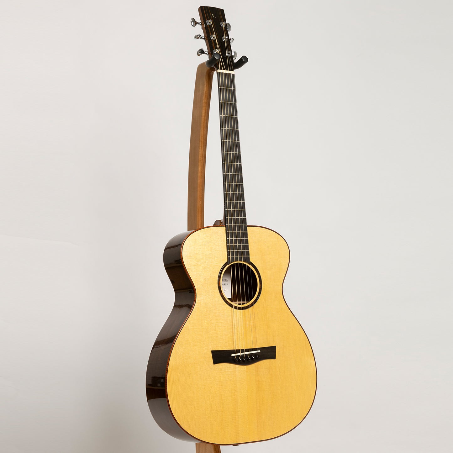 Taran Tirga Beag in Malaysian Blackwood & European Spruce