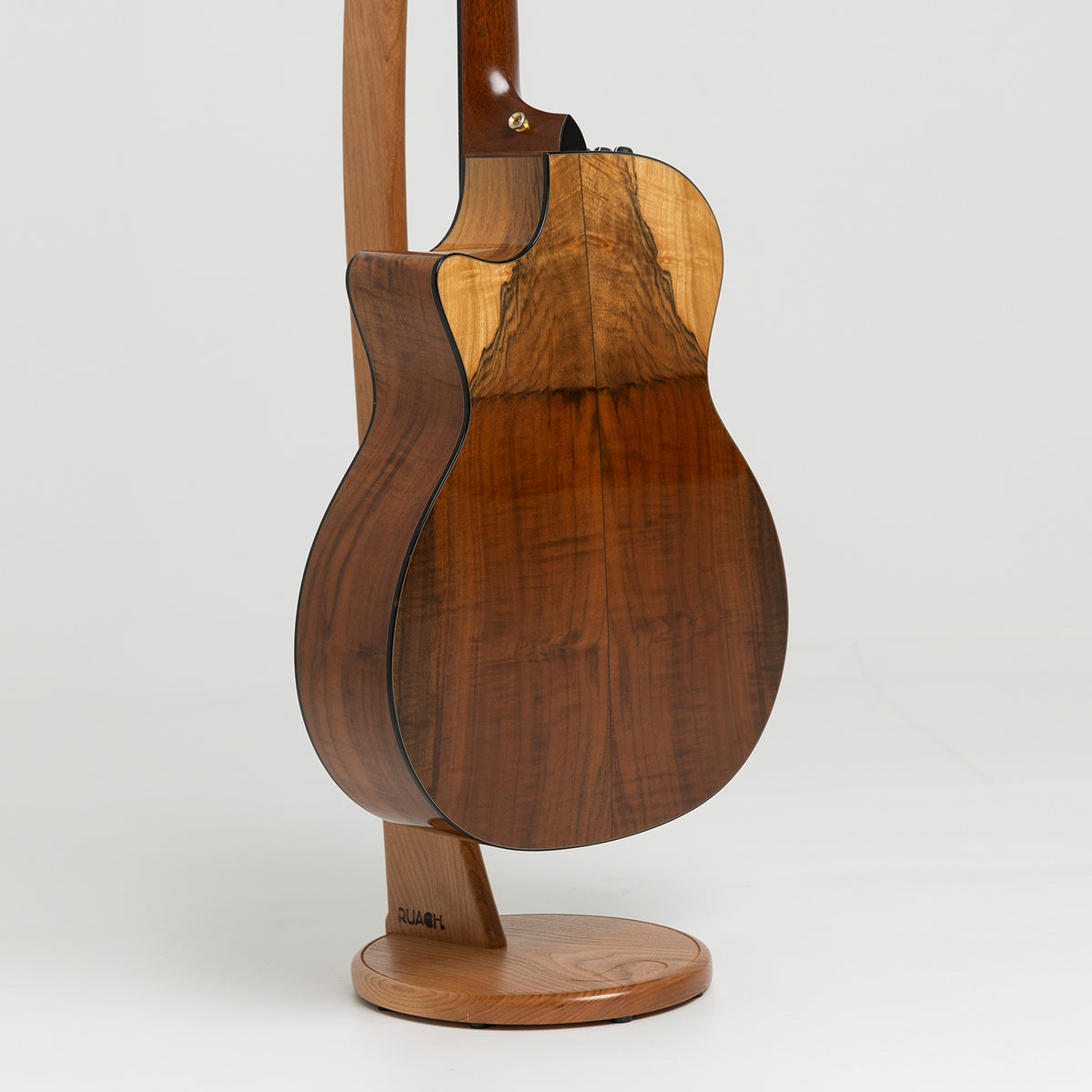 Taylor GA Custom Nylon in Walnut & Spruce