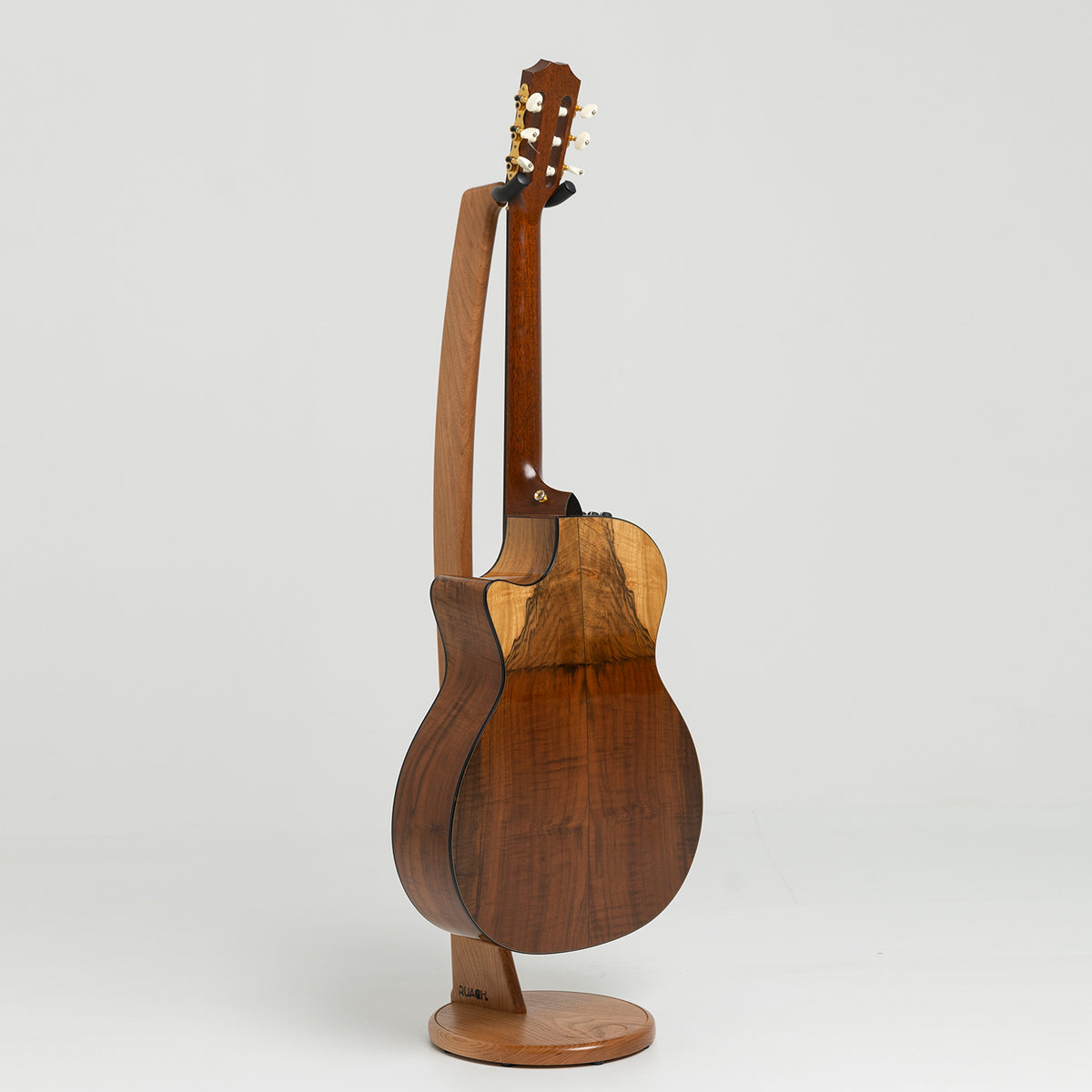 Taylor GA Custom Nylon in Walnut & Spruce