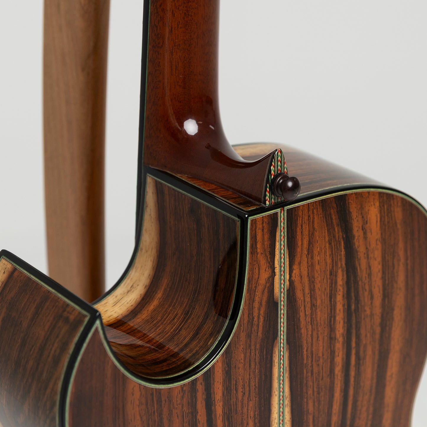 Maingard OMC in Brazilian Rosewood & Sitka Spruce