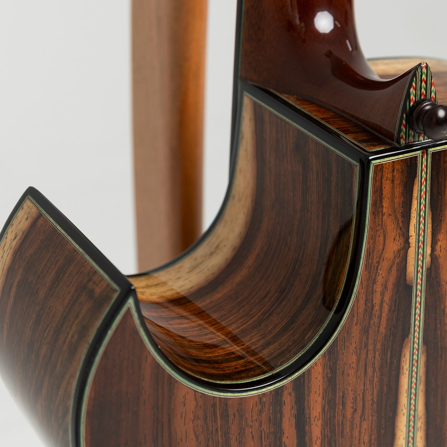 Maingard OMC in Brazilian Rosewood & Sitka Spruce