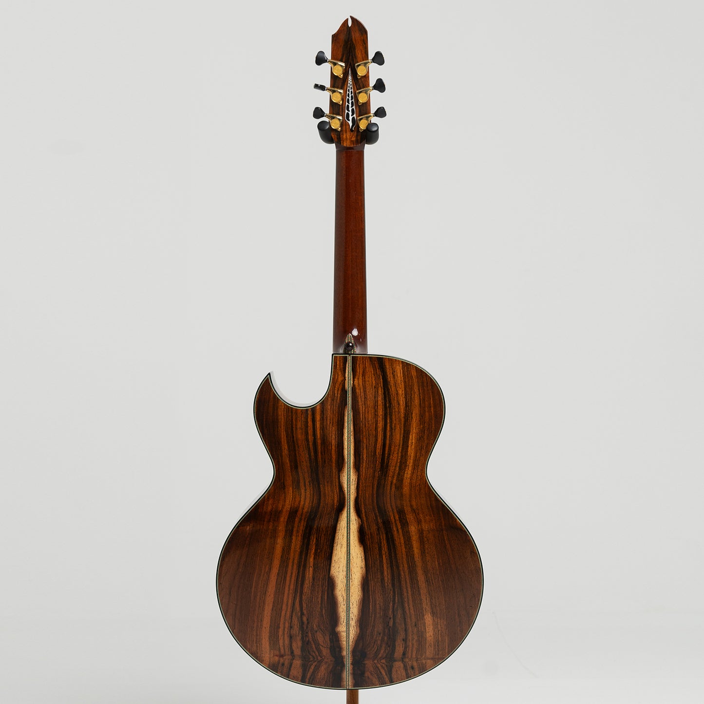 Maingard OMC in Brazilian Rosewood & Sitka Spruce