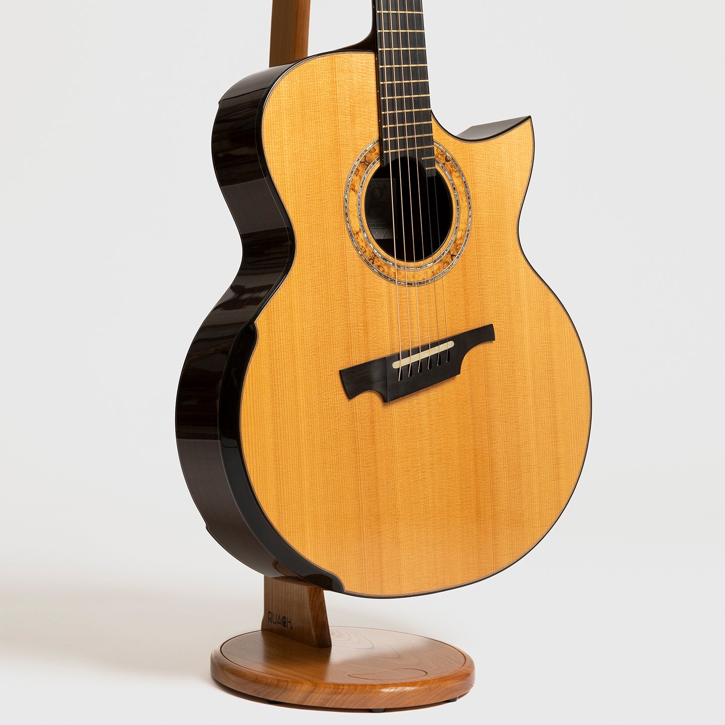 Greenfield G4.2 in Indian Rosewood & Sitka Spruce