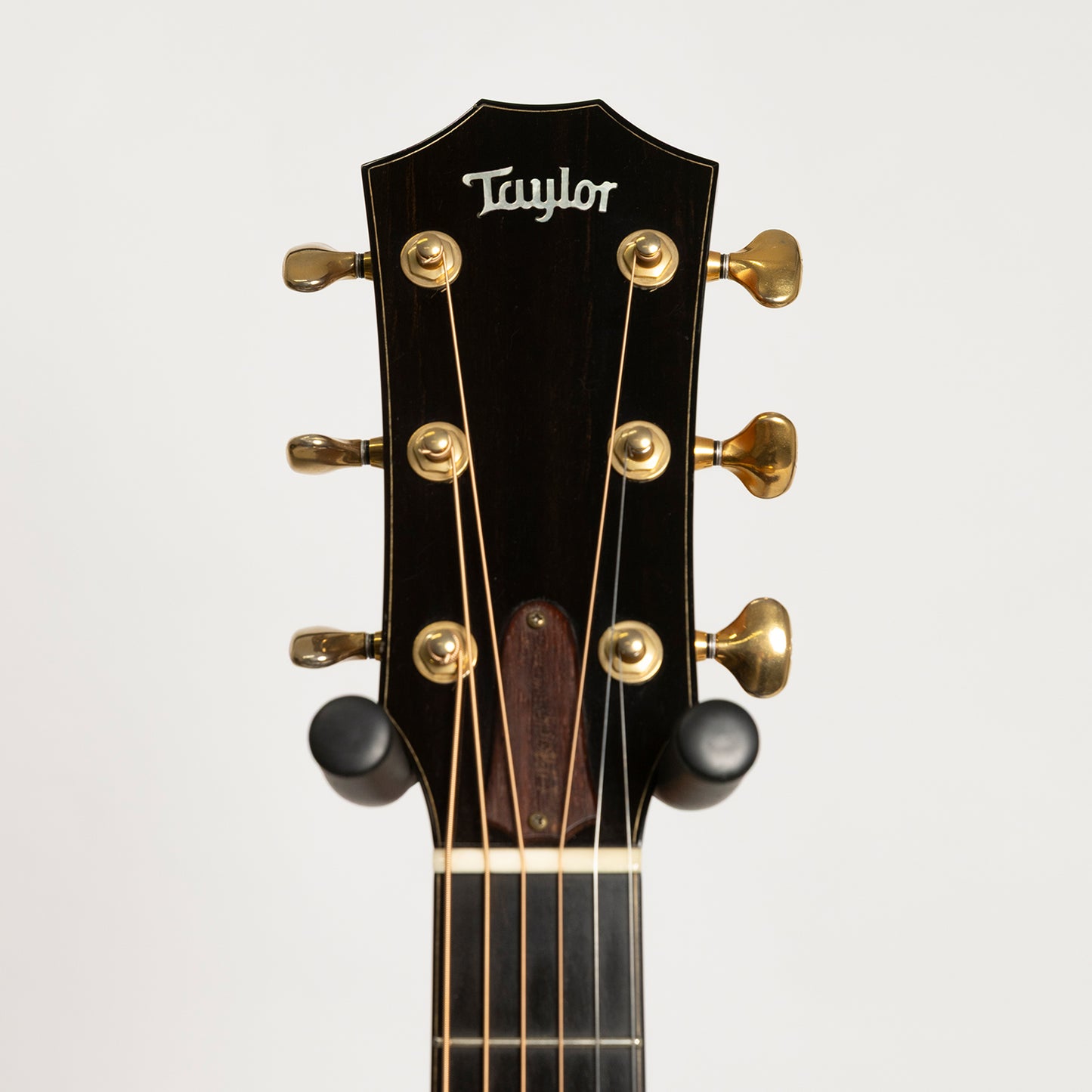 Taylor XXXV-GS-C 35th Anniversary in Cocobolo & Sitka Spruce